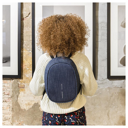 Backpack Bobby Elle, anti-theft, P705.229 for Tablet 9.7" & City Bags, Jeans