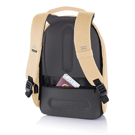 Backpack Bobby Hero Spring, anti-theft, P705.766 for Laptop 13.3" & City Bags, Brown