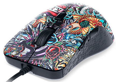 Gaming Mouse Qumo Splash, Optical,1200-3200 dpi, 6 buttons, Soft Touch, 7 color backlight, USB 