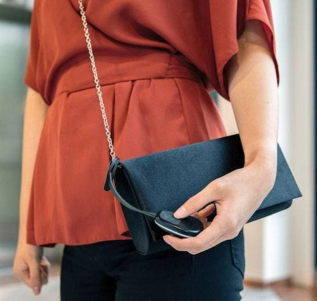 Cathy Protection XD Design Charm, P330.731 for City Bags (with SOS Alarm and App), Black Cathy Protection XD Design Charm, P330.731 for City Bags (with SOS Alarm and App), Black
