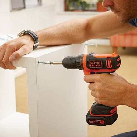 Drill/Driver Black+Decker (BDCDD12B-QW) 10.8V Li-Ion 2x1.5 Ah, LED, 0-550 rpm, 26 Nm
