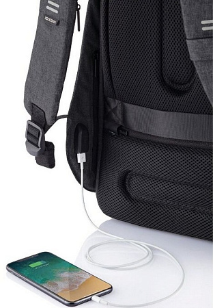 Backpack Bobby Hero Regular, anti-theft, P705.291 for Laptop 15.6" & City Bags, Black 