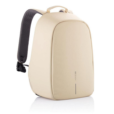 Backpack Bobby Hero Spring, anti-theft, P705.766 for Laptop 13.3" & City Bags, Brown