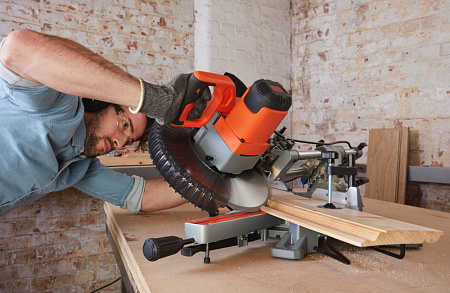 Slide Mitre Saw Black+Decker (BES710-QS) 2100W, 254mm, 5.000rpm